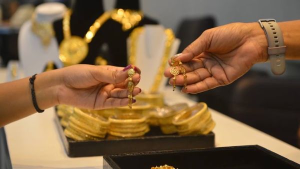 Gold Rates In India Today Rises Nearly Rs 15,000 On Puthandu, Baisakhi; Silver Rates Flat; 24K, 22K, 18K Gold