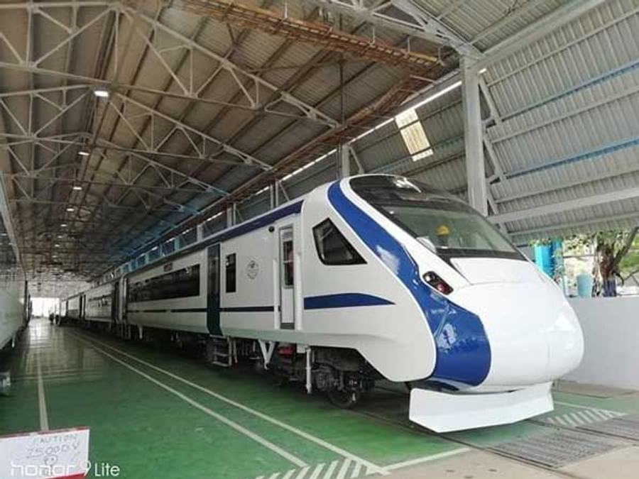 Train 18
