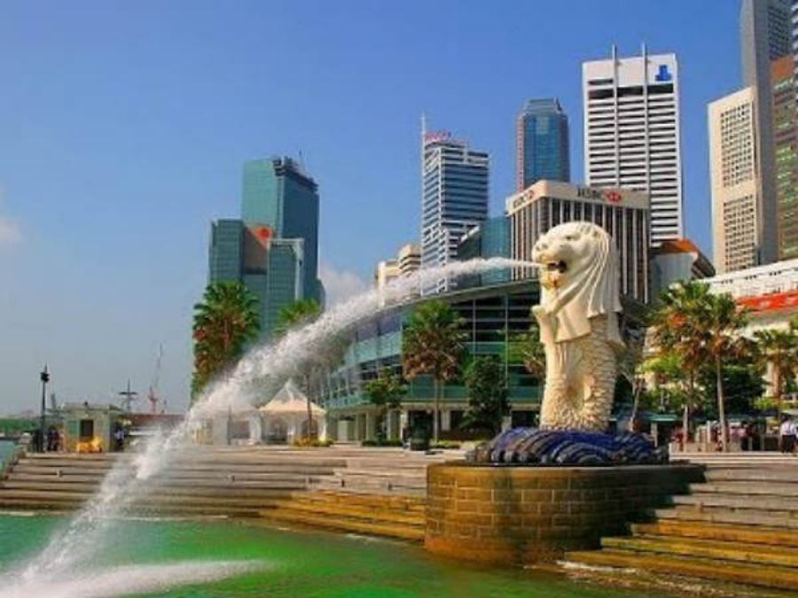 Singapore Topples Into Recession; Reports GDP For Q2 At -41.2%