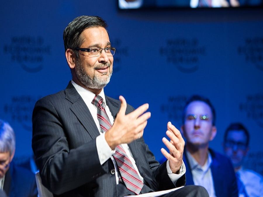 Wipro Shares Slump After CEO Steps Down