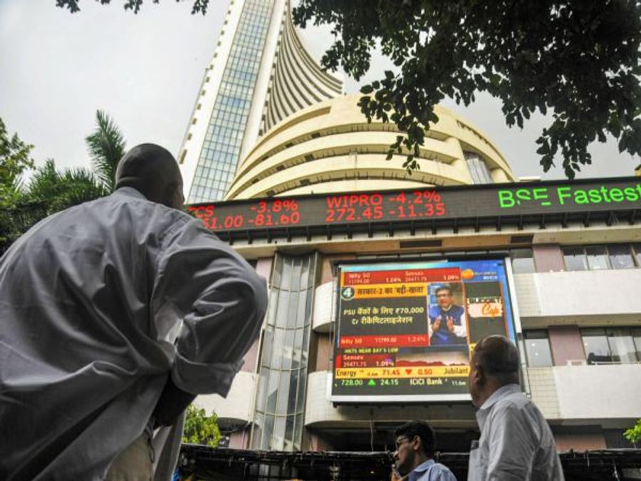 Markets Trade Lower As Coronavirus Fears Persist 