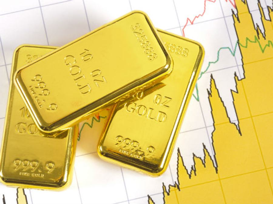 Gold Prices Fall To Levels Below Rs. 50,000; Silver Plunges 10%: Here’s What To Expect
