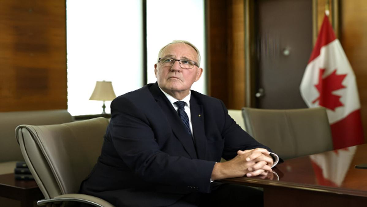 Canadas Defence Minister