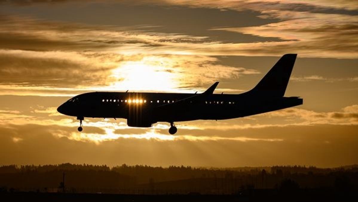 A graph showing the surge in airline fares during the festive season in India