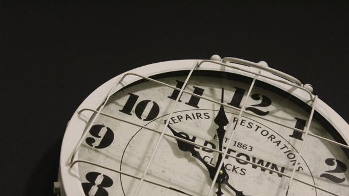 A visual representation of the economic potential of time travel