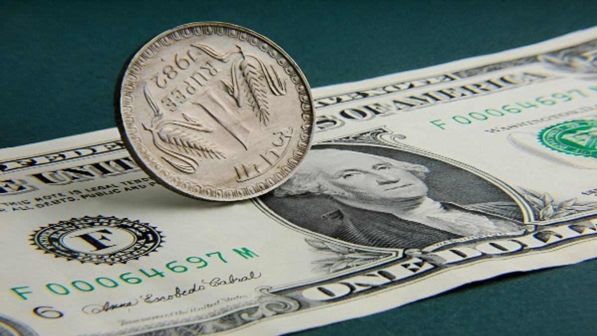  Dollar Rupee 