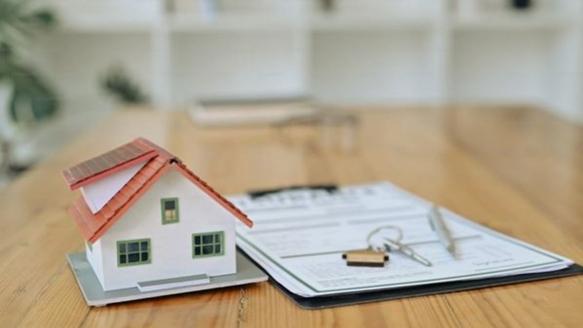 Life Insurance Investment Concept