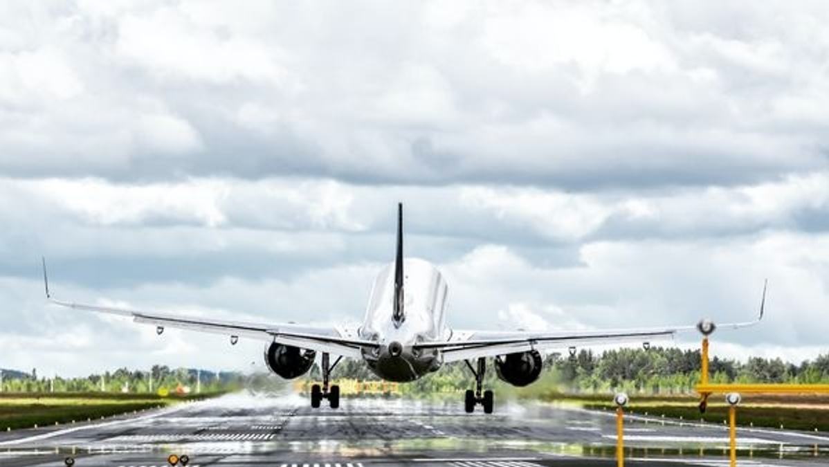 indian low-cost airline against sky