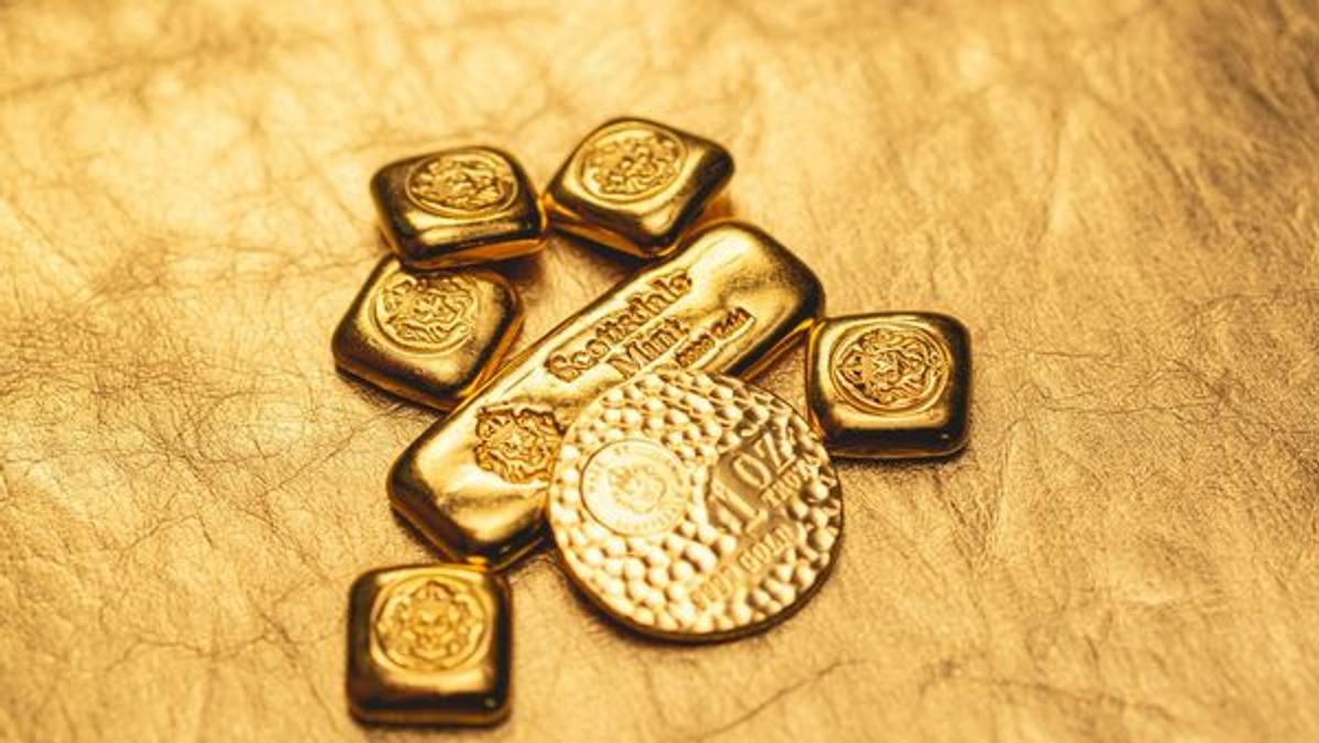 Gold Jewelry and Coins