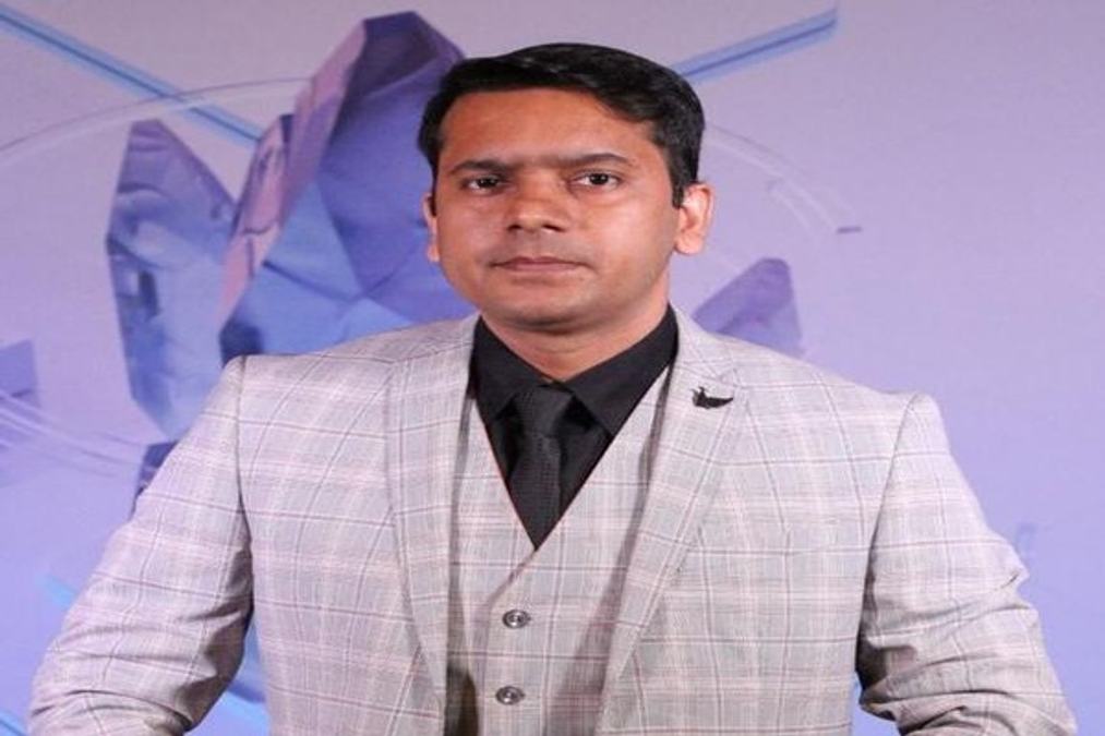 Trade Call: 2 Technical Stock Picks By Sumeet Bagadia For Monday, 8th Jan