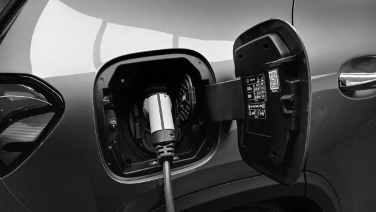 India   s New EV Policy To Slash Import Tariffs from 110  to 15   Massive EV Price Crash Coming