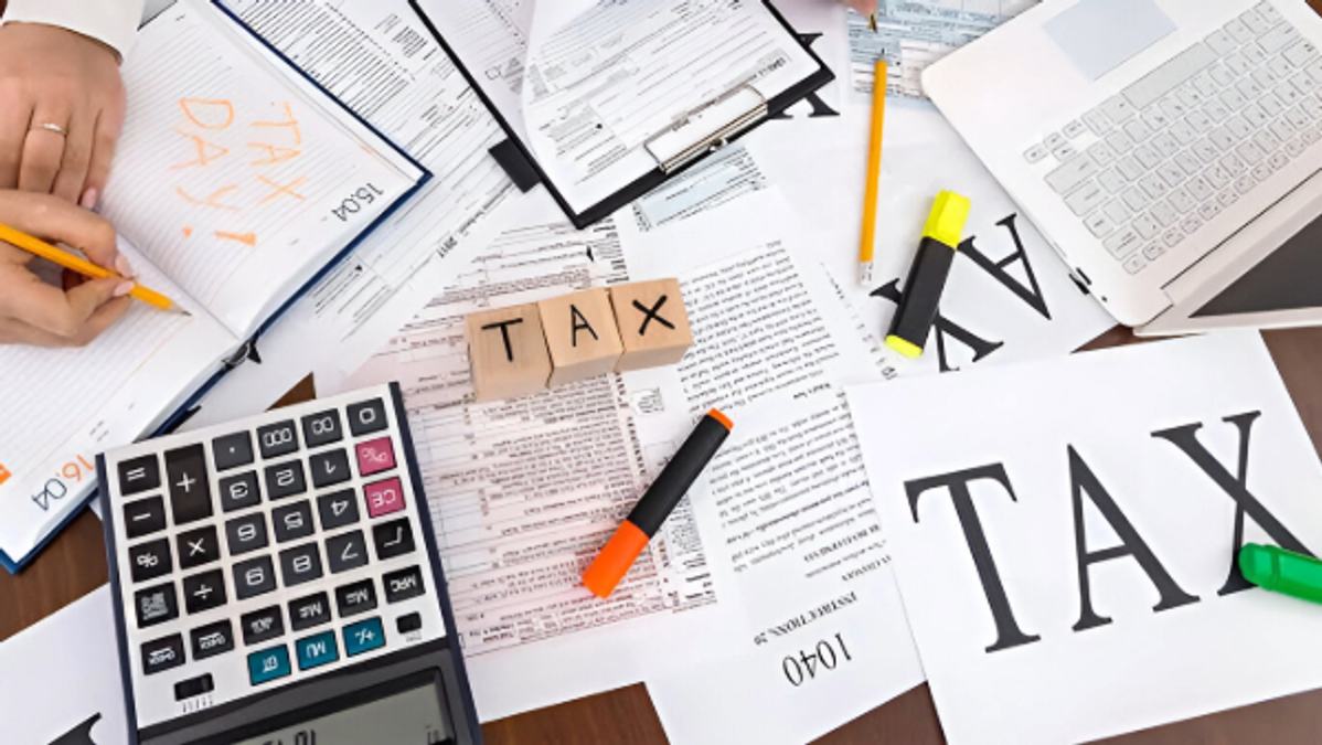 Top Tax-Saving Strategies In India Under The New Income Tax Slabs For FY 2025-26  AY 2026-27