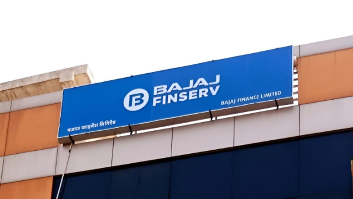 Bajaj Finserv Q1 Results  Net Profit Surges 30  To Rs 2 789 Cr  Total Income Climbs 13  To Rs 35 451 Cr
