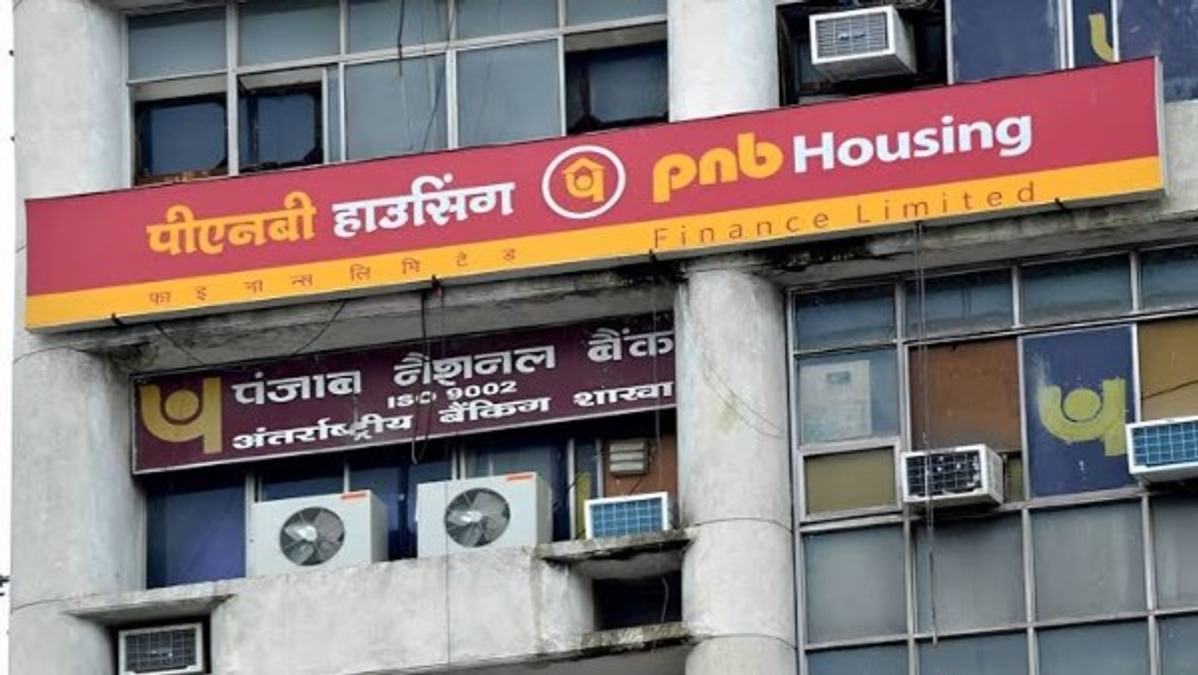 PNB Housing Finance Share Price
