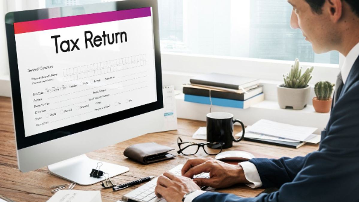 ITR Due Date Extension  Penalty for Missing the Sept 15 Deadline  amp amp  Why Income Tax Filing Stresses Indians