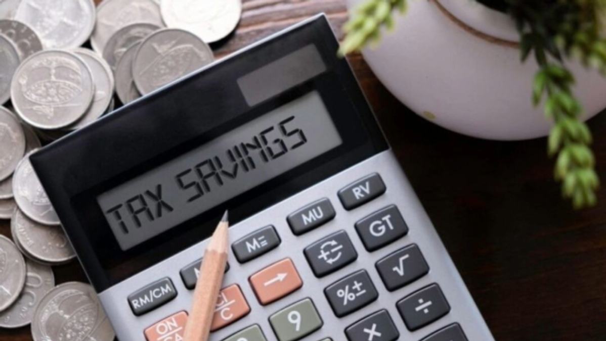 Top 5 Tax-Saving Investments With Exempt-Exempt-Exempt  EEE  Status In India For 2026