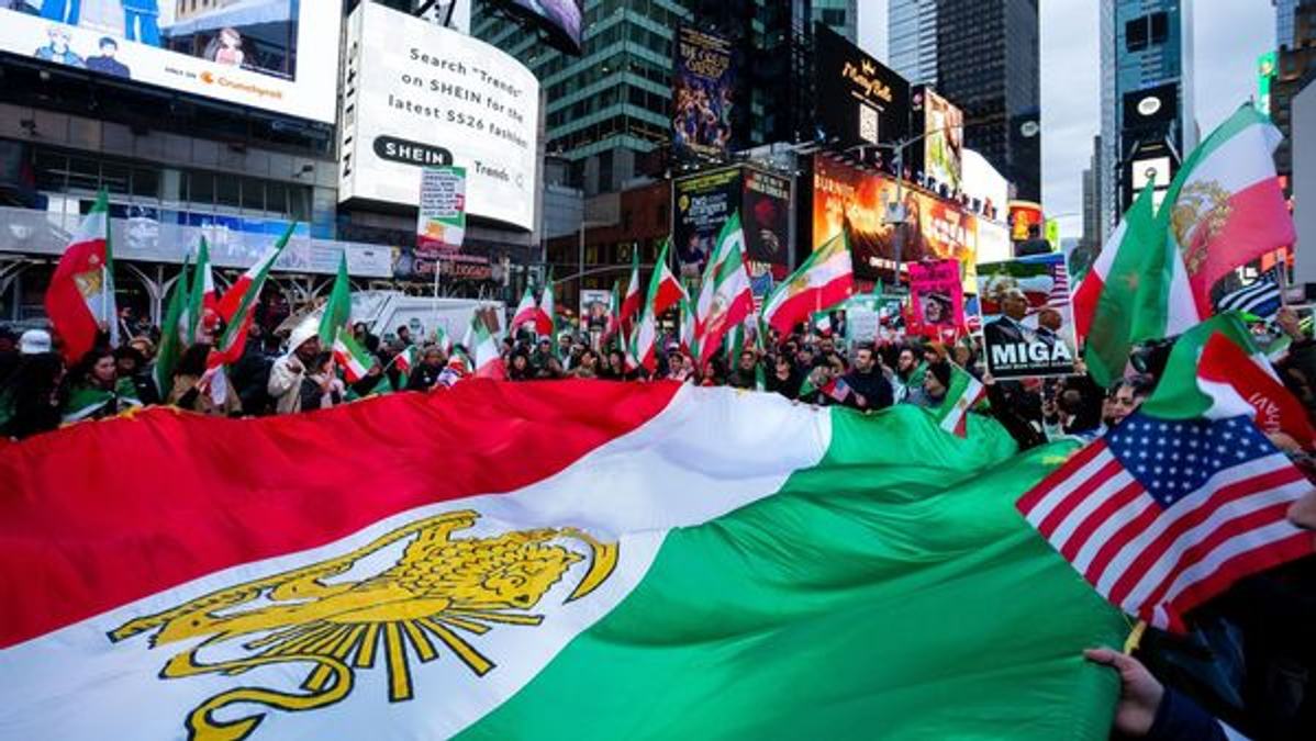 US-Iran diplomacy advances toward April 9
