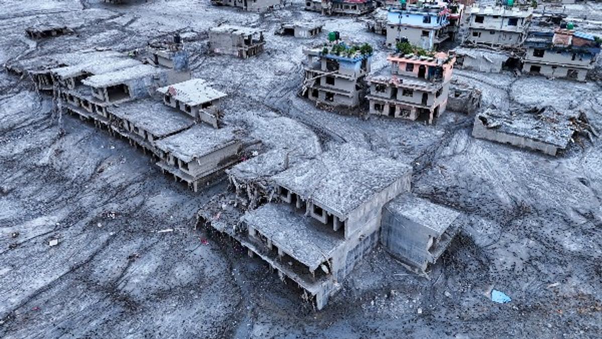 Nepal-Tibet Glacier Collapse