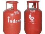 4 साल में इतने रुपए महंगे हुए सब्सिडी वाले LPG सिलेंडर