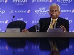 Naresh Goyal और उनकी पत्नी को विदेश जाते वक्त विमान से उतारा गया