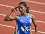 हिमा दास : सफलता के चलते 1 माह में कमाई हुई दोगुनी