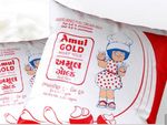 महंगाई का एक और झटका, Amul दूध के दामों में बढ़ोतरी
