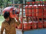 Gas Cylinder फिर हुआ महंगा, 15 दिन पहले भी बढ़े थे रेट