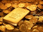 Gold : MCX और अंतरराष्ट्रीय बाजार में सोना औंधे मुंह गिरा, जानिए रेट