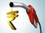Petrol के दाम में लगने वाली है आग, जानिए कब तक