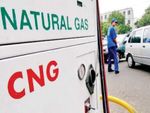 महंगाई का झटका : CNG हुई आज से और महंगी, जानिए कितना बढ़ा रेट