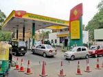 CNG Price Hike: फिर पड़ी महंगाई की मार, दिल्ली में बढ़े CNG के दाम