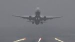 Flights Update: घने कोहरे से थमी रफ्तार! द‍िल्‍ली एयरपोर्ट से उड़ानों में देरी, यात्रियों के लिए एडवाइजरी जारी
