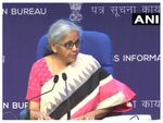 ನಿರ್ಮಲಾ ಸೀತಾರಾಮನ್ ಮಹತ್ವದ ಘೋಷಣೆ: 1.1 ಲಕ್ಷ ಕೋಟಿ ರೂ.ಗಳ ಸಾಲ ಖಾತರಿ ಯೋಜನೆ