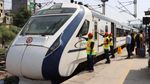 Vande Bharat Express: ಡಿಸೆಂಬರ್‌ ಅಂತ್ಯಕ್ಕೆ ಬೆಂಗಳೂರು-ಕೊಯಮತ್ತೂರು ವಂದೇ ಭಾರತ್ ರೈಲು ಆರಂಭ- ಮಾರ್ಗ, ಮಾಹಿತಿ