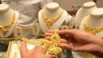 Gold Rate Live: പിടി താരാതെ സംസ്ഥാനത്തെ സ്വർണവില, ഇന്നും വിലയിൽ മാറ്റം, പവന്‍റെ വില അറിയാം