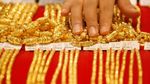 தங்கம் விலை மீண்டும் உயர்வு.. இனி இதுதான் நிரந்தரமா? சாமானிய மக்களால் தங்கத்தை வாங்கவே முடியாதா..?