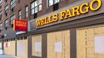 ஆபீஸ்ல இப்படியெல்லாமா ஏமாத்துவாங்க.. தொக்கா தூக்கிய Wells Fargo..!