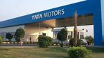 கடன் சேவை பிரிவை கழற்றிவிடும் டாடா மோட்டார்ஸ்.. ஏன் இந்த திடீர் முடிவு? சந்திரசேகரனின் புதிய கணக்கு!