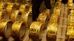 Gold Price Today: దాదాపు రూ.10,000 తగ్గిన బంగారం ధర! రూ.46,750కి దిగొచ్చిన పసిడి