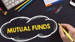 ఏడాదిలో అదిరిపోయే రిటర్న్స్ ఇచ్చిన 3 ఫండ్స్: ఒకేసారి ఇన్వెస్ట్ చేయవచ్చా?