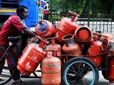 LPG Cylinder Prices: మరోసారి గ్యాస్ భారం.. సైలెంట్ గా డొమెస్టిక్ సిలిండర్ల రేటు పెంపు.. హైదరాబాదులో ఎంతంటే..