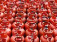 LPG Cylinder Price: గ్యాస్ వినియోగదారులకు శుభవార్త.. నెల ప్రారంభంలో తగ్గిన గ్యాస్ ధరలు.. మారిన రేట్లు..