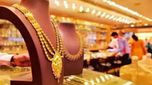 Gold Rates: బంగారం కొనేందుకు ఇదే సదవకాశం.. తెలుగు రాష్ట్రాల్లో ధరలిలా..!!