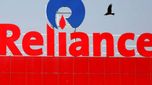 Reliance: రిలయన్స్ రిఫైనరీ యూనిట్స్ మూసివేత.. మర్కెట్ వర్గాల్లో కలకలం.. అసలేం జరిగిందంటే..