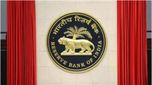 RBI News: దూకుడు పెంచిన RBI.. NBFCలకు బిగ్ షాక్.. IIFL ఫైనాన్స్‌పై నిషేధం..