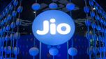 Reliance Jio: జియో యూజర్లకు అంబానీ షాక్.. శుక్రవారం రిలయన్స్ షేర్లు పెరుగుతాయ్..!!