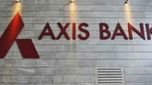 Axis Bank: యాక్సిస్ బ్యాంక్ స్టాక్ భారీ క్రాష్.. నిపుణుల సూచన ఇదే..?