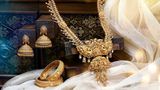 Gold Rate Today, August 4; 24k, 22k,18k Gold Prices Fall Across Tanishq, Malabar, Joylukkas, Kalyan & IBJA