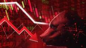 Trump Tension के बीच Market में गिरावट, लेकिन Expert बोले- घबराए नहीं! Pharma, Auto, IT पर जानिए पूरी डिटेल्स