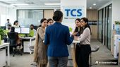 TCS அலுவலக மதமாற்ற சர்ச்சை: யார் அந்த ’Lady Captain’? பெண்களே அலுவலக நட்பில் எச்சரிக்கை!!